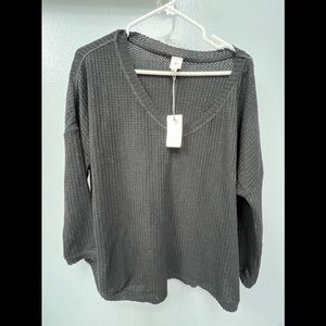 NWT flawless sweater size small